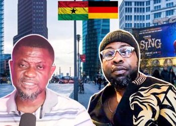 I’m Well Paid, If You Dont Have Sense In Abrokyire You Will Do Warehouse Job Untill You Ðiè